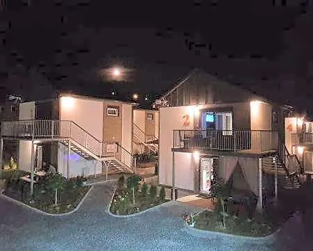 Resort Inter- Osrodek Wypoczynkowy *